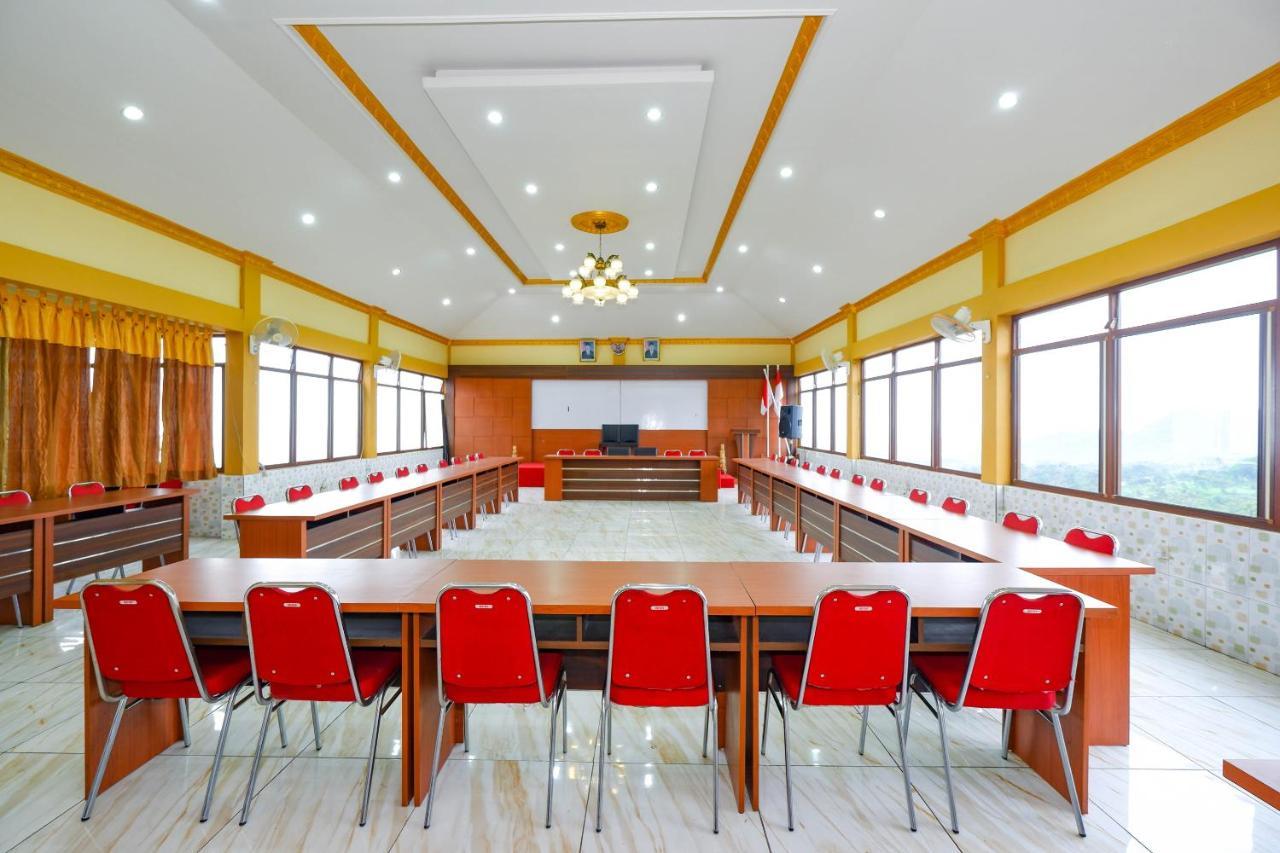 Oyo 3125 Hotel Taman Sari Semarang Esterno foto