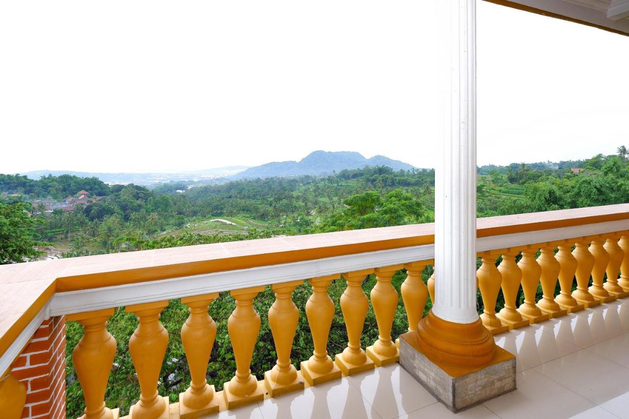 Oyo 3125 Hotel Taman Sari Semarang Esterno foto