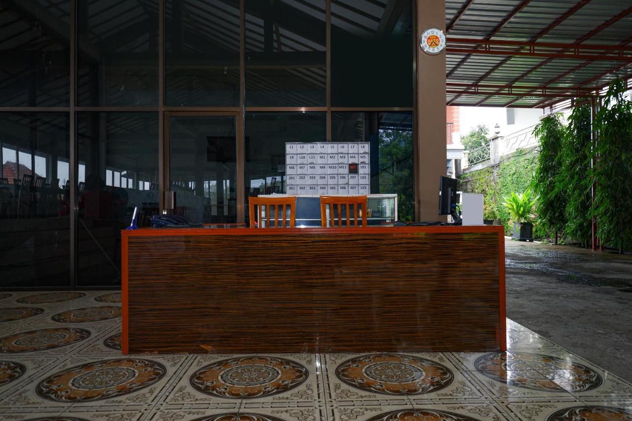 Oyo 3125 Hotel Taman Sari Semarang Esterno foto